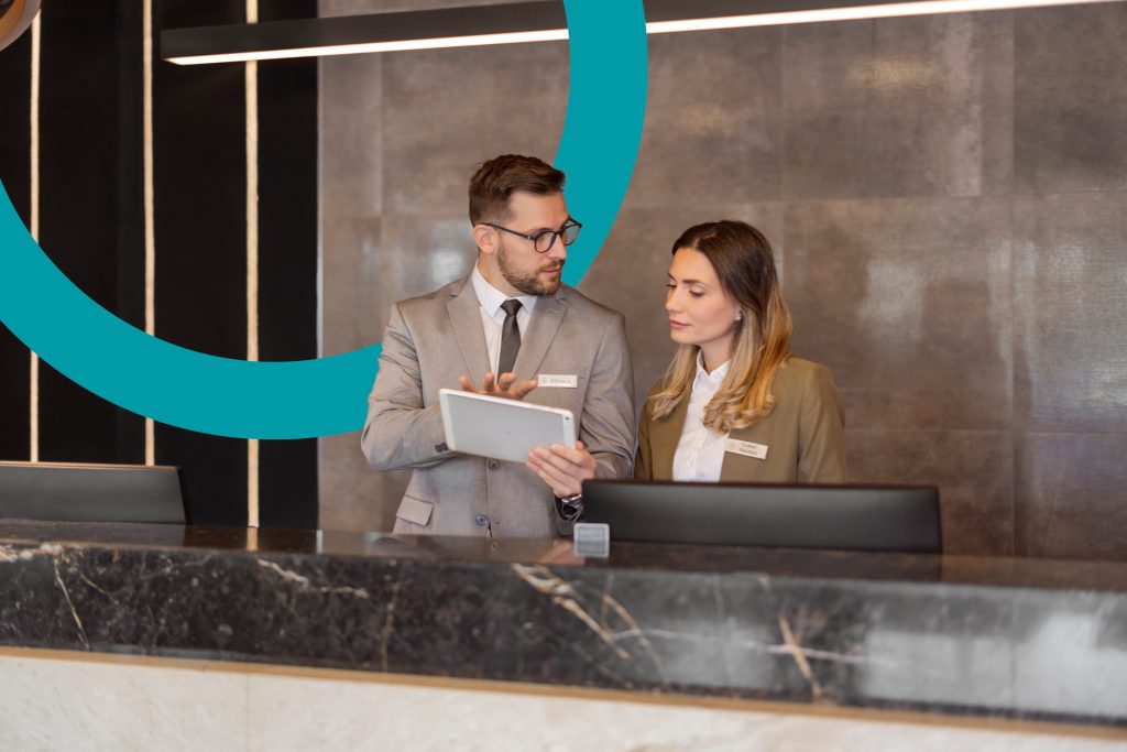 Der Stellenmarkt für Führungskräfte in der Hotellerie und Gastronomie in der Schweiz: Trends und Herausforderungen